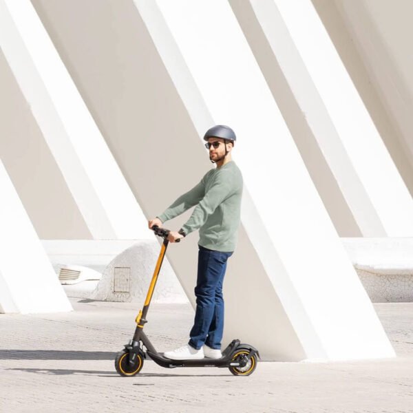 Patinete Eléctrico Cecotec Bongo Serie M30